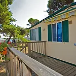 Arena Mobile Homes פארק נופש