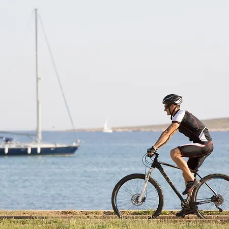 Aldeamento Turístico Arena Mobile Homes Medulin