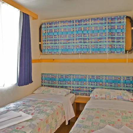 Parco vacanze Arena Mobile Homes Medolino