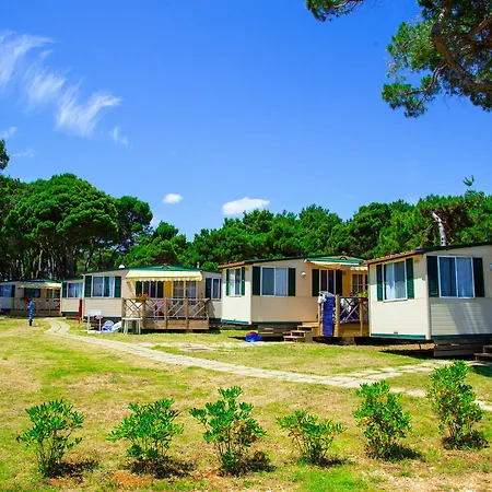 Parco vacanze Arena Mobile Homes