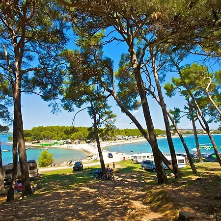 Parco vacanze Arena Mobile Homes 2*