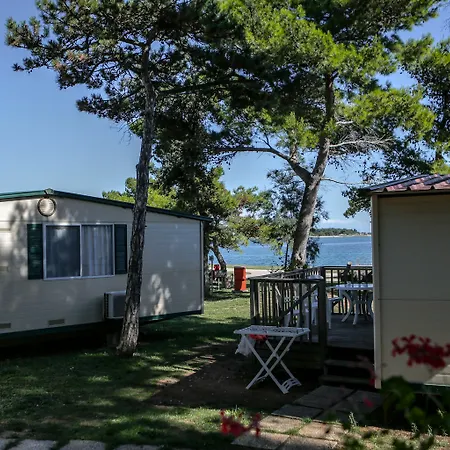 Parco vacanze Arena Mobile Homes Medolino