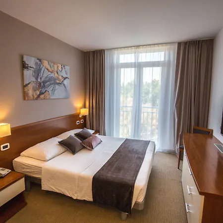 Arena Mobile Homes פארק נופש