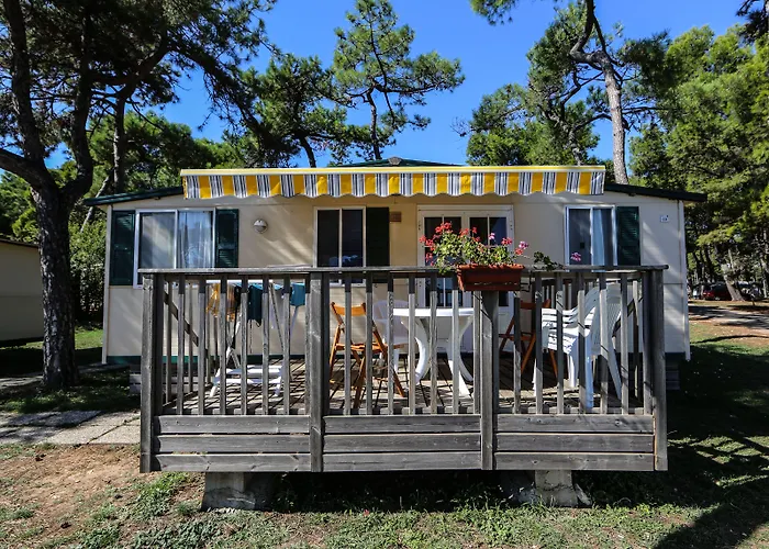 Parco vacanze Arena Mobile Homes 2*